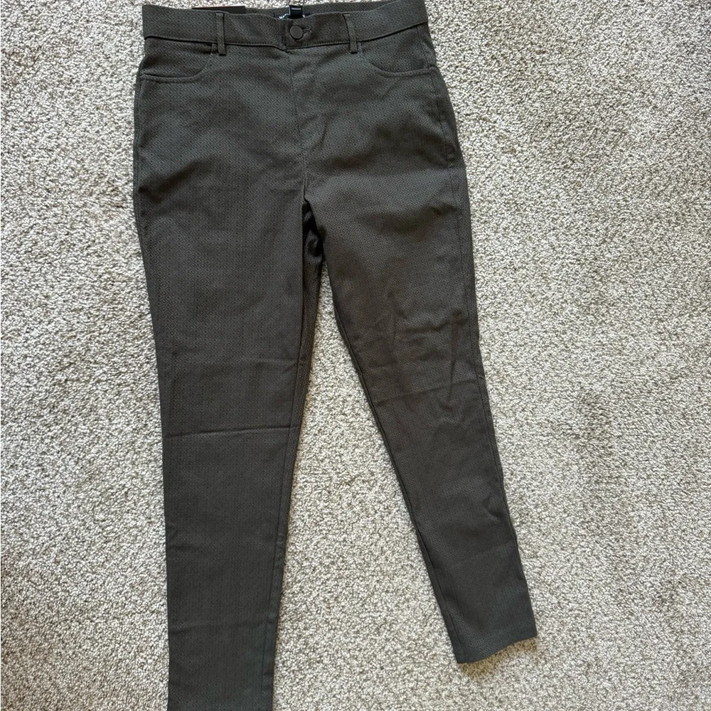⭐️ Firm Price ⭐️ Mario Serrani Green patterned Pants - Picture 4 of 7